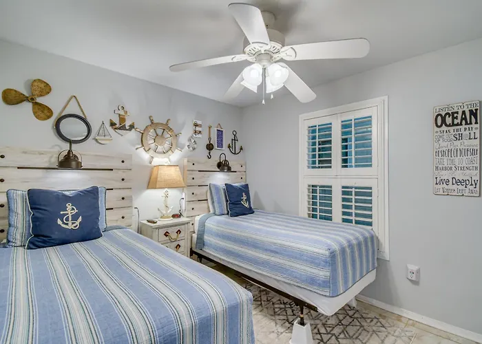 Holiday home Oceanfront ~ 2 Mi To The Hangout